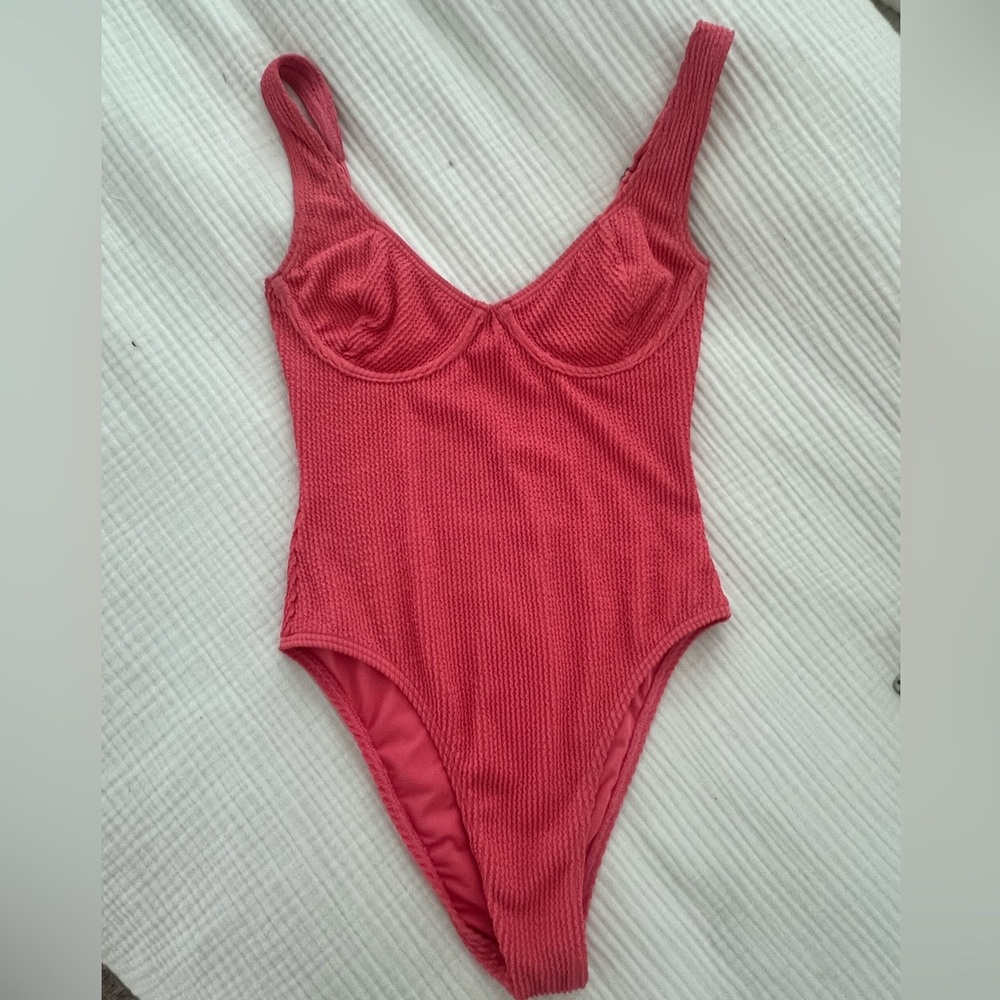 Billabong Summer High Rib Underwire One-Piece Swimsuit